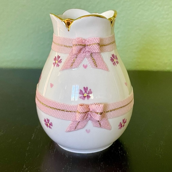 Irish Dresden Porcelain Vase w/ Bows - Picture 1 of 6
